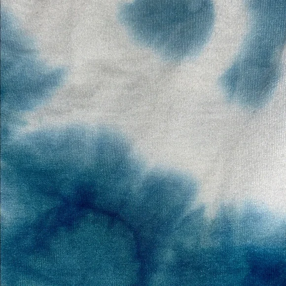 90 Degree By Reflex Blue Tie-Dye Short Sleeve Top - Picture 5 of 5